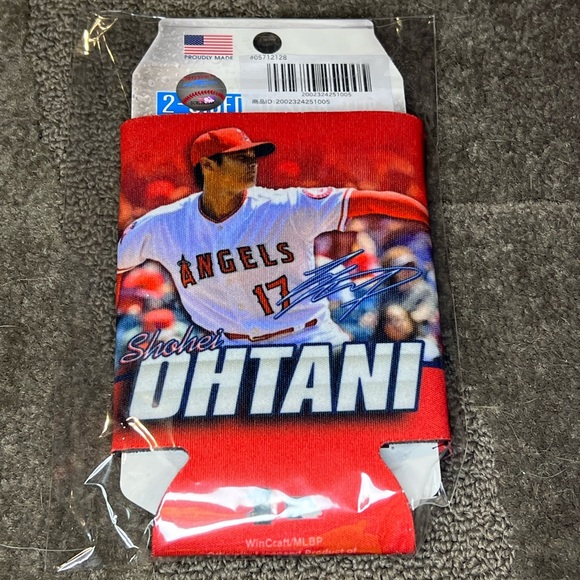 Shohei Ohtani Can Cooler / Coozie / Coozy / Koozy 2 - Sided Design Official MLB - Picture 2 of 9